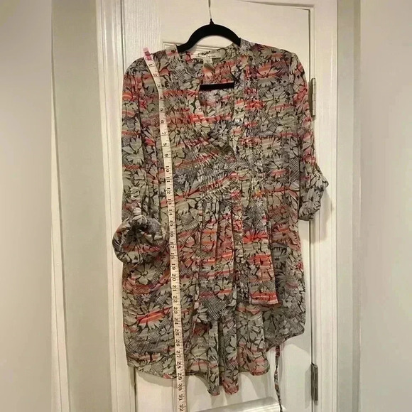 American Rag Pleated Smocked Button V Neck Tie Flowy Peasant Top Floral Size M - Picture 7 of 10